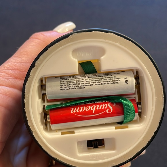 Flameless candle votive. Requires 2 AA batteries. Teal colored glass votive - Picture 6 of 8